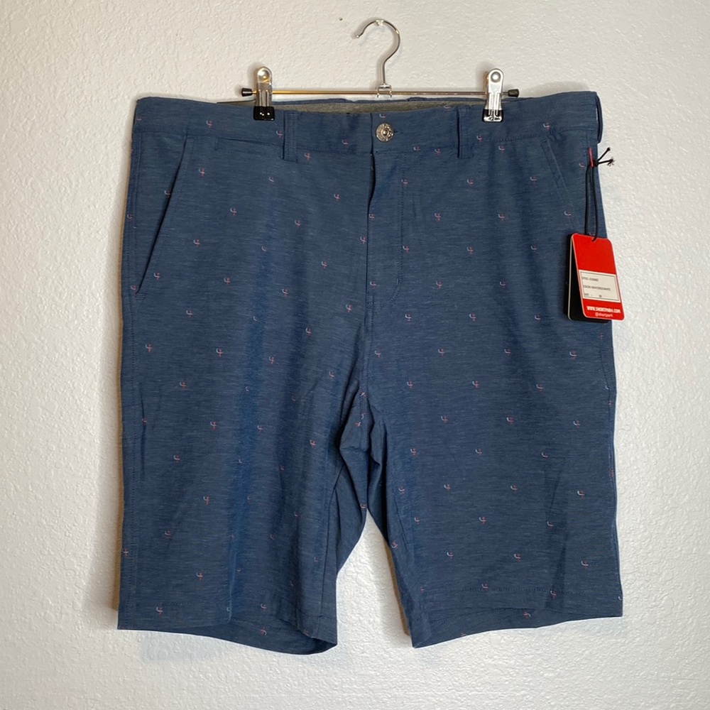 Short Pat 4 mens golf shorts. New blue size 38